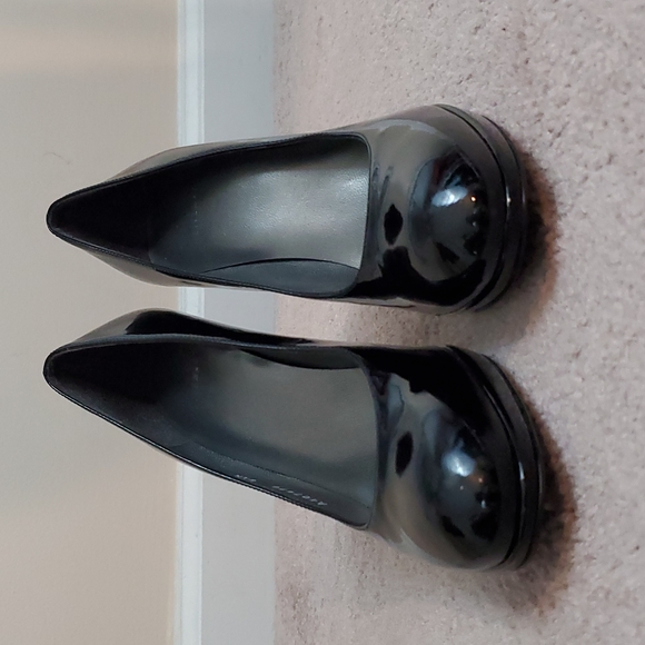 Stewart Weitzman Black Stilettos 9.5 N - Picture 1 of 6